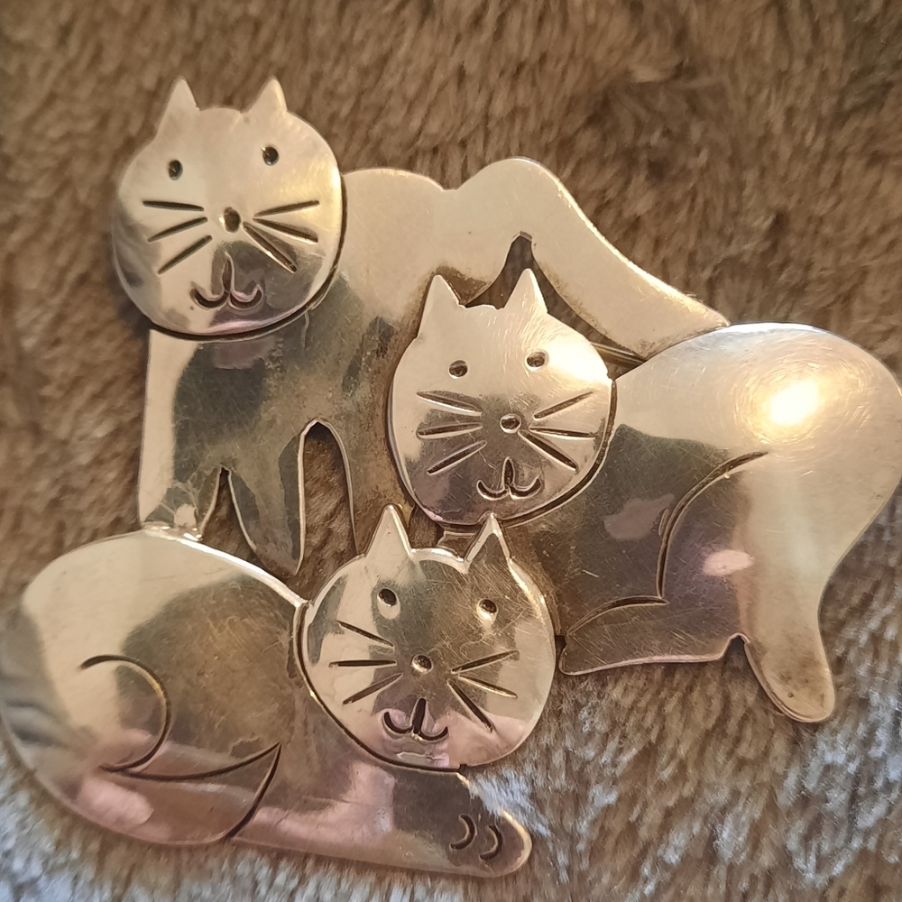 Vintage 925 sterling 3 cat pin